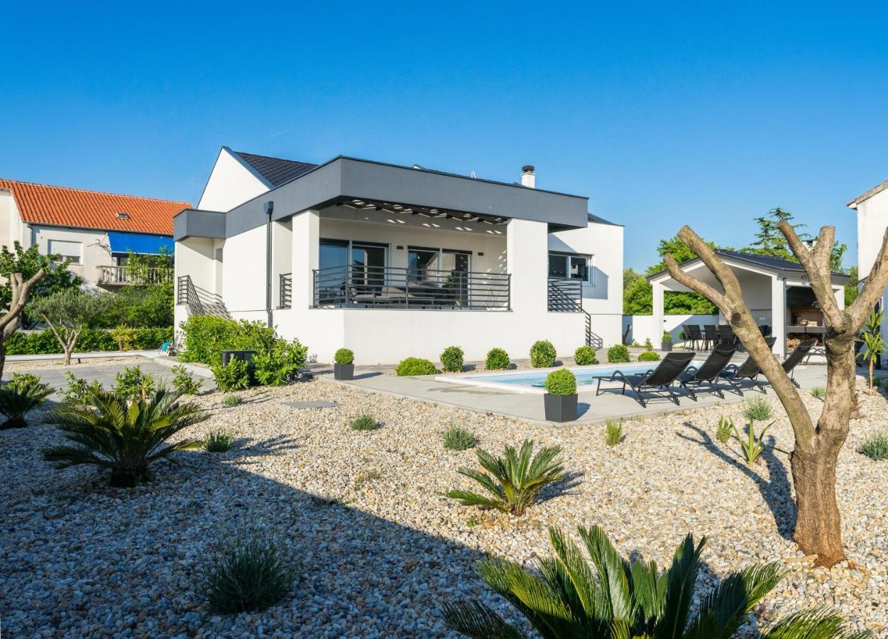 Villa Barbara-Holiday Home With Sea View Zadar Exterior photo